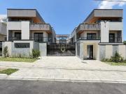 Casa / Sobrado em Condomínio para Venda em Curitiba/PR...