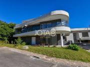 Casa / Sobrado em Condomínio para Venda em Curitiba/PR...