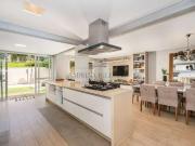 Casa / Sobrado em Condomínio para Venda em Curitiba/PR...