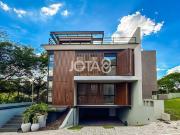 Casa / Sobrado em Condomínio para Venda em Curitiba/PR...