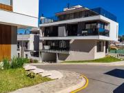 Casa / Sobrado em Condomínio para Venda em Curitiba/PR...