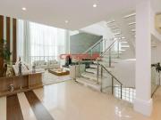 Casa / Sobrado em Condomínio para Venda em Curitiba/PR...