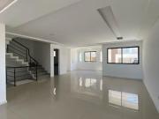 Casa / Sobrado em Condomínio para Venda em Curitiba/PR...