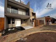Casa / Sobrado em Condomínio para Venda em Curitiba/PR...