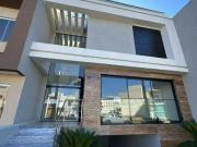 Casa / Sobrado em Condomínio para Venda em Curitiba/PR...