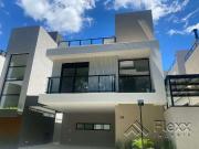 Casa / Sobrado em Condomínio para Venda em Curitiba/PR...