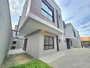 Casa / Sobrado em Condomínio para Venda em Curitiba/PR...