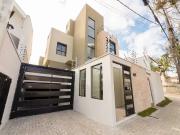 Casa / Sobrado em Condomínio para Venda em Curitiba/PR...