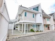 Casa / Sobrado em Condomínio para Venda em Curitiba/PR...