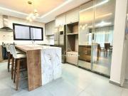 Casa / Sobrado em Condomínio para Venda em Curitiba/PR...