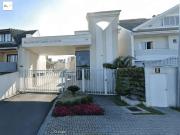 Casa / Sobrado em Condomínio para Venda em Curitiba/PR...