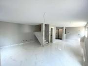 Casa / Sobrado em Condomínio para Venda em Curitiba/PR...