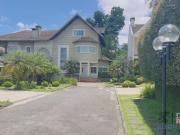 Casa / Sobrado em Condomínio para Venda em Curitiba/PR...