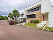 Casa / Sobrado em Condomínio para Venda em Curitiba/PR...