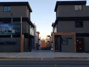 Casa / Sobrado em Condomínio para Venda em Curitiba/PR...