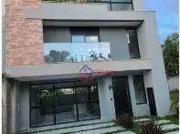 Casa / Sobrado em Condomínio para Venda em Curitiba/PR...