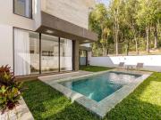 Casa / Sobrado em Condomínio para Venda em Curitiba/PR...