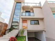Casa / Sobrado em Condomínio para Venda em Curitiba/PR...