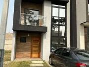 Casa / Sobrado em Condomínio para Venda em Curitiba/PR...