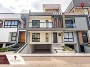 Casa / Sobrado em Condomínio para Venda em Curitiba/PR...