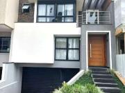 Casa / Sobrado em Condomínio para Venda em Curitiba/PR...