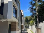 Casa / Sobrado em Condomínio para Venda em Curitiba/PR...