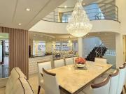 Casa / Sobrado em Condomínio para Venda em Curitiba/PR...