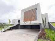 Casa / Sobrado em Condomínio para Venda em Curitiba/PR...