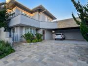 Casa / Sobrado em Condomínio para Venda em Curitiba/PR...