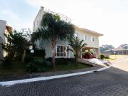 Casa / Sobrado em Condomínio para Venda em Curitiba/PR...