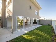 Casa / Sobrado em Condomínio para Venda em Curitiba/PR...