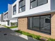 Casa / Sobrado em Condomínio para Venda em Curitiba/PR...