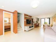 Casa / Sobrado em Condomínio para Venda em Curitiba/PR...