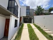 Casa / Sobrado em Condomínio para Venda em Curitiba/PR...