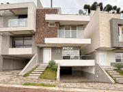 Casa / Sobrado em Condomínio para Venda em Curitiba/PR...
