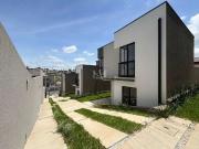 Casa / Sobrado em Condomínio para Venda em Curitiba/PR...