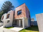 Casa / Sobrado em Condomínio para Venda em Curitiba/PR...