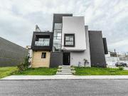 Casa / Sobrado em Condomínio para Venda em Curitiba/PR...
