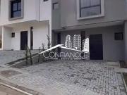 Casa / Sobrado em Condomínio para Venda em Curitiba/PR...