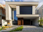 Casa / Sobrado em Condomínio para Venda em Curitiba/PR...