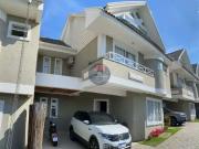 Casa / Sobrado em Condomínio para Venda em Curitiba/PR...