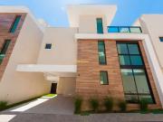 Casa / Sobrado em Condomínio para Venda em Curitiba/PR...