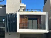 Casa / Sobrado em Condomínio para Venda em Curitiba/PR...