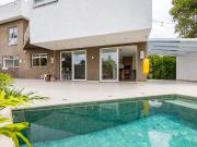 Casa / Sobrado em Condomínio para Venda em Curitiba/PR...