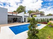 Casa / Sobrado em Condomínio para Venda em Curitiba/PR...