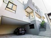 Casa / Sobrado em Condomínio para Venda em Curitiba/PR...