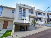 Casa / Sobrado em Condomínio para Venda em Curitiba/PR...