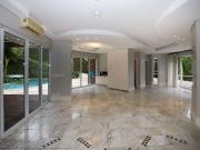 Casa / Sobrado em Condomínio para Venda em Curitiba/PR...