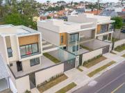 Casa / Sobrado em Condomínio para Venda em Curitiba/PR...