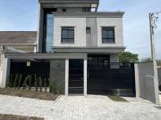 Casa / Sobrado em Condomínio para Venda em Curitiba/PR...